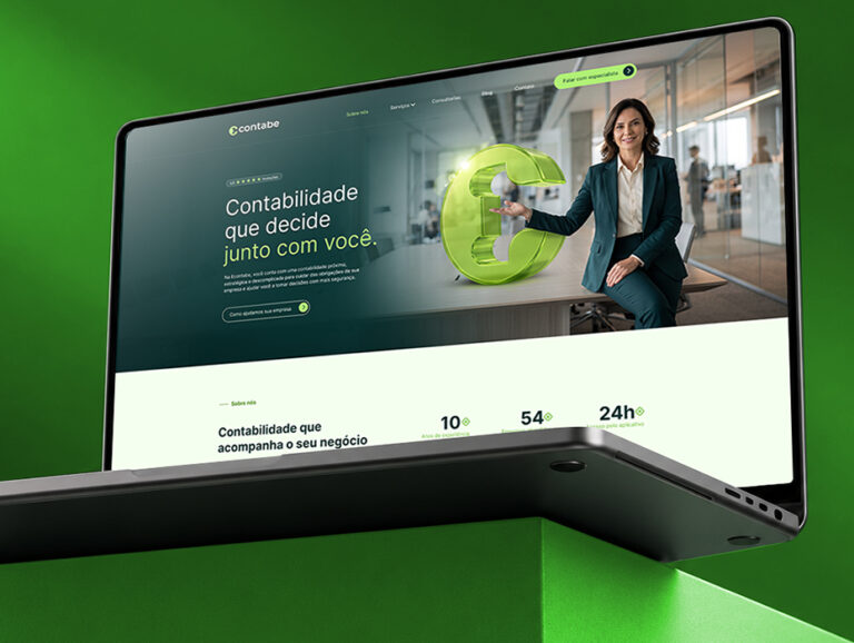 Imagem Laptop com Criação de Sites